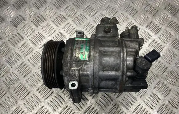 Volkswagen PASSAT B6 Air conditioning (A/C) compressor (pump) 1K0820523G 05201008563 R134A
