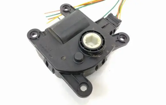 KIA Rio Air flap motor/actuator H400730880