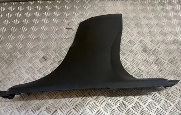 Volvo XC60 (B) pillar trim (bottom) 31425698