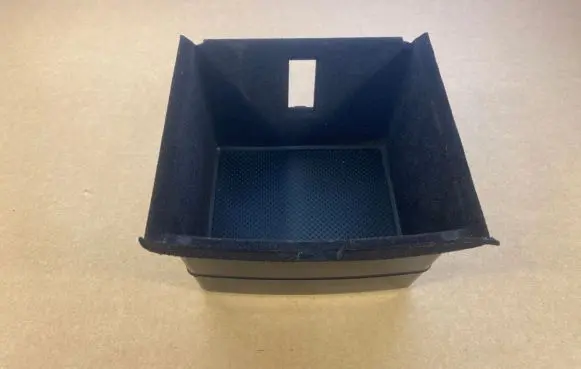 Volkswagen Touareg I Glove box central console 7L6863284