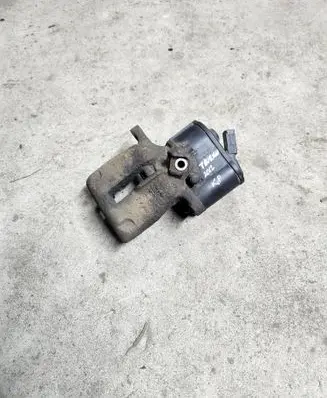 Volkswagen Touran II Rear brake caliper 32332267