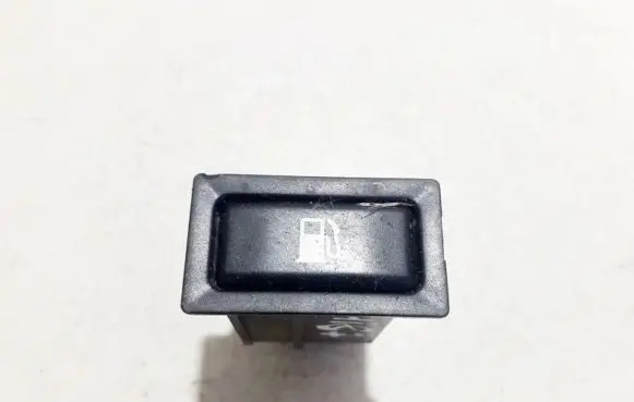 Toyota Avensis T250 Fuel tank opening switch 156795 566-0x42