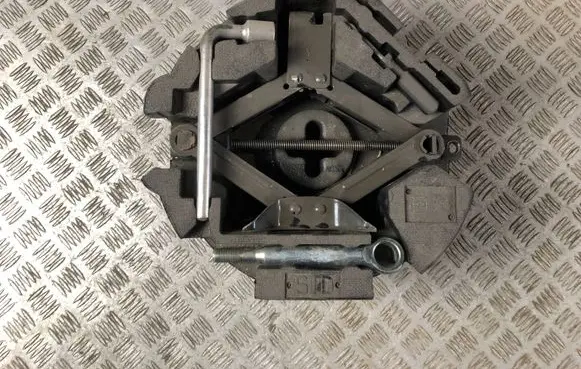 Subaru Outback Lift Jack 