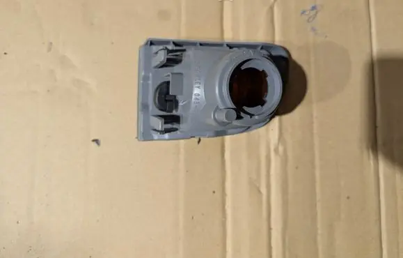 Mitsubishi Space Wagon Front bumper turn signal 