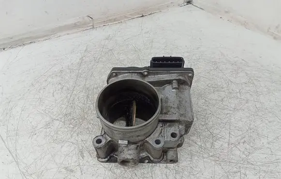 Subaru Outback Throttle valve 16112AA260