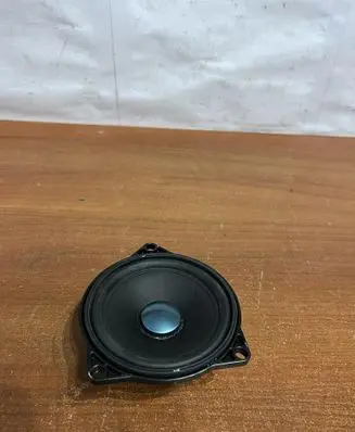 Mercedes-Benz S W221 Panel speaker A2218207502 D3732