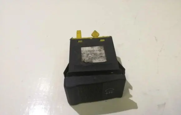 Audi 80 90 S2 B4 Fog light switch 