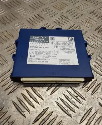 Toyota Prius (XW30) Keyless (KESSY) go control unit/module 8999047050 2325005213