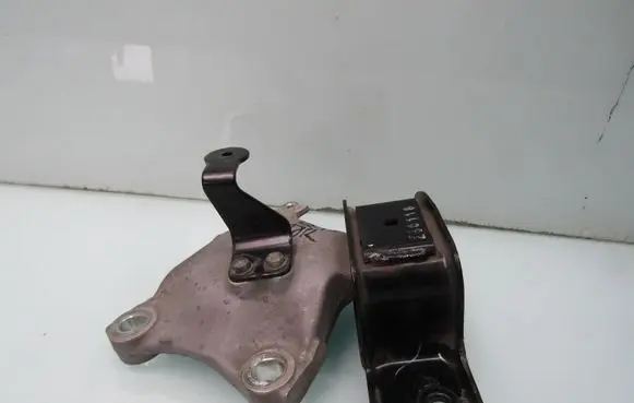 Honda HR-V Gearbox mounting bracket 50T5A HRV