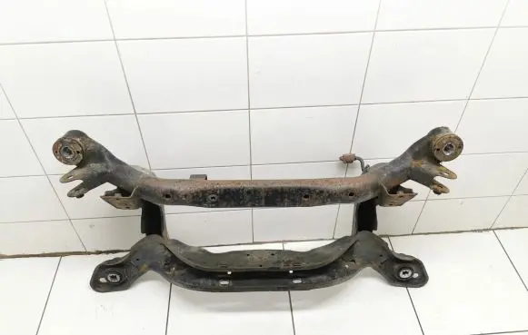 Volvo V60 Rear subframe BS13P