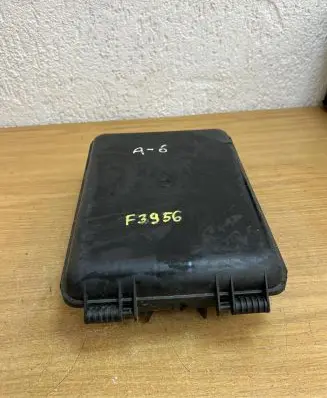 Audi A6 S6 C5 4B Fuse box cover 8D0927355A F3956