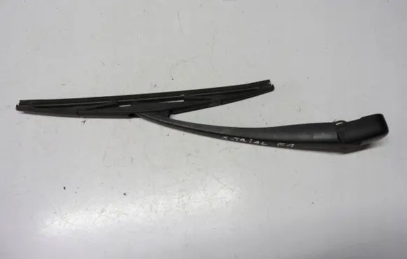 Nissan X-Trail T31 Rear wiper blade arm M9RC830