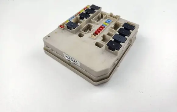 Renault Clio III Fuse box set 356231D