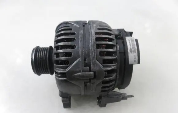 Volkswagen Transporter - Caravelle T5 Generator/alternator 