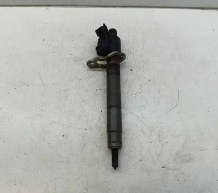 Volvo XC60 Fuel injector 31272690