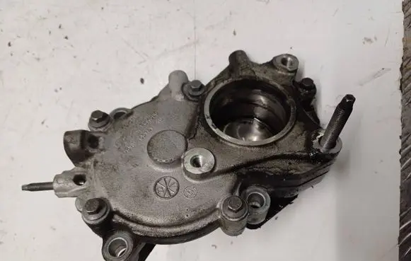 Peugeot Boxer Vacuum pump 9810737980 6574110