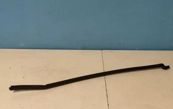 Skoda Octavia Mk4 Rubber seal rear door 5E0839717B