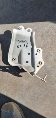 Lexus NX Fender mounting bracket