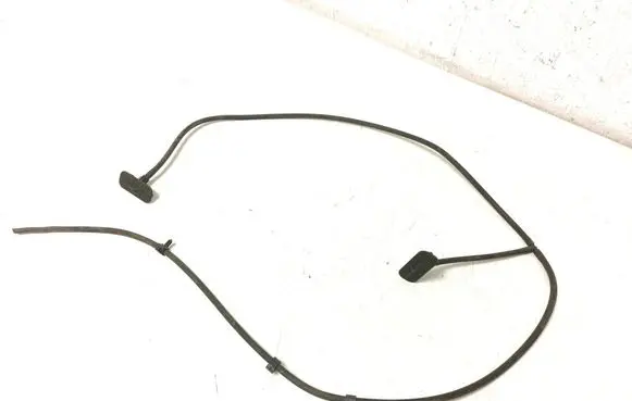Windshield washer spray nozzle