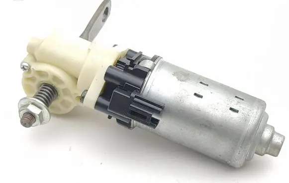 Lexus IS 220D-250-350 Seat adjustment motor 8582033020 43944010080 1620006861