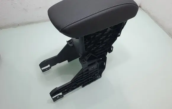 Opel Astra K Armrest 2554280