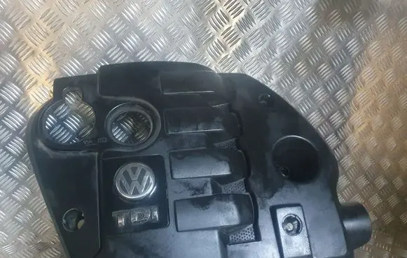 Volkswagen PASSAT B5.5 Engine cover (trim) 038103925GL
