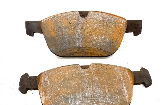 Volvo XC60 Brake pads (front) 90R01679 90R01679638