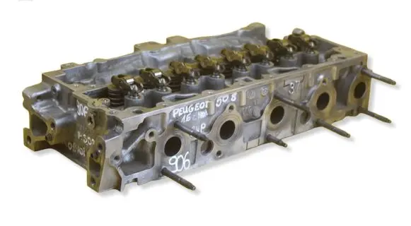 Peugeot 508 Engine head 9684487210