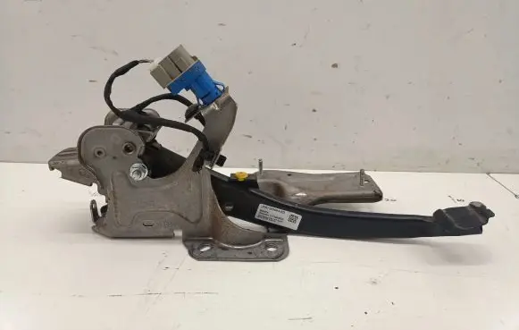Ford Focus Brake pedal JX612D094ED