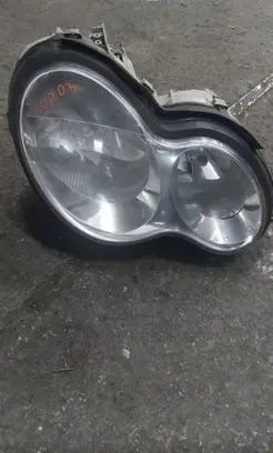 Mercedes-Benz C W203 Headlight/headlamp 1305235742