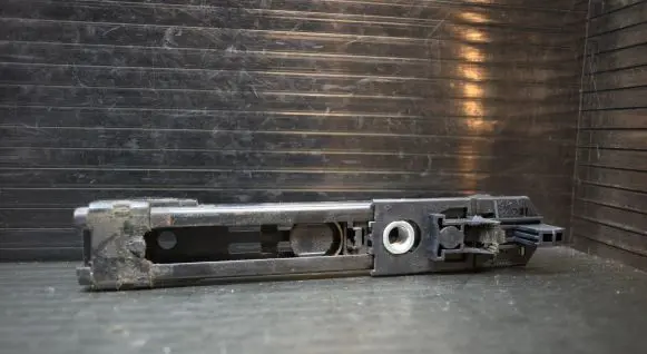 Volkswagen Golf V Seat belt adjustment rail 1T0857819