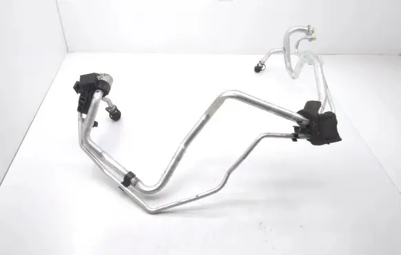 Volvo XC60 Air conditioning (A/C) pipe/hose