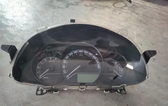Toyota Auris E180 Speedometer (instrument cluster) 6PM00816304