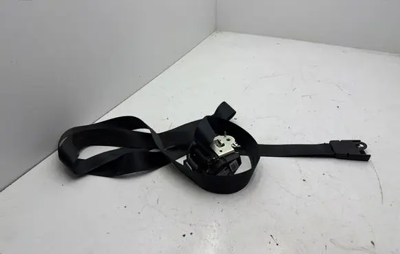 Peugeot 2008 II Front seatbelt 98266702XX 120324 L007060