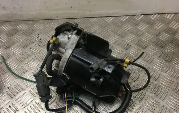 Honda FR-V Fuel filter housing 