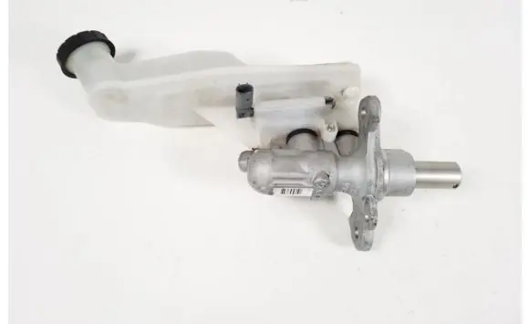 Mercedes-Benz B W246 W242 Master brake cylinder A2464300101