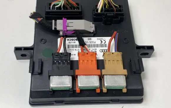 Audi A6 S6 C6 4F Comfort/convenience module 4F0907279