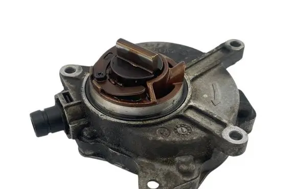 Audi TT TTS Mk2 Vacuum pump 06D145100F