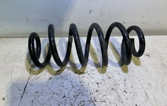 Volvo XC40 Rear coil spring 32246200 AH8UB