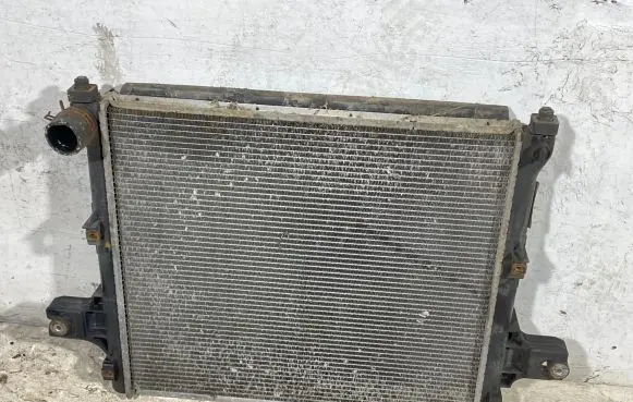Jeep Grand Cherokee (WK) Coolant radiator 55116858aa