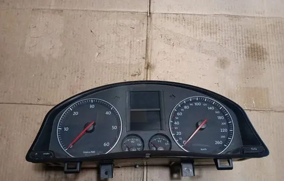 Volkswagen Golf Plus Speedometer (instrument cluster) A2C53023102 CE0682 A2C53025660
