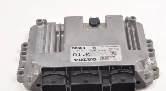 Volvo S40 Engine control unit/module ECU 31211076