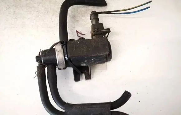 Mitsubishi Space Star Turbo solenoid valve 30618057