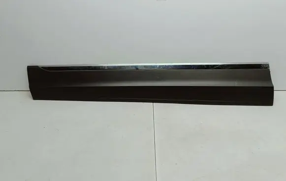 Volkswagen T-Roc Front door trim (molding) 2GA854939 LD208