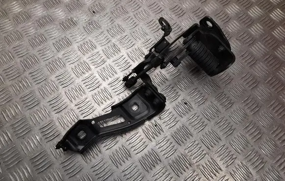 BMW 4 G22 G23 G24 G26 Tailgate/trunk/boot hinge 7497545