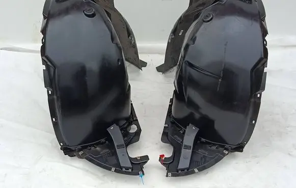 Audi A1 Front wheel arch liner splash guards 82A809957 82A809958