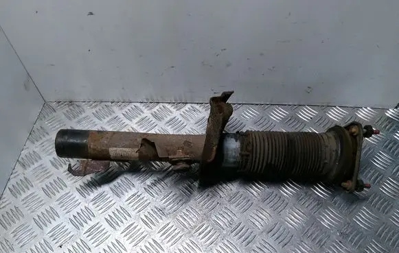 Volvo V50 Front shock absorber/damper 31277590 3M5118K001EPN
