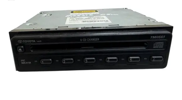 Toyota Avensis T250 CD/DVD changer 0860100907 74835 542182