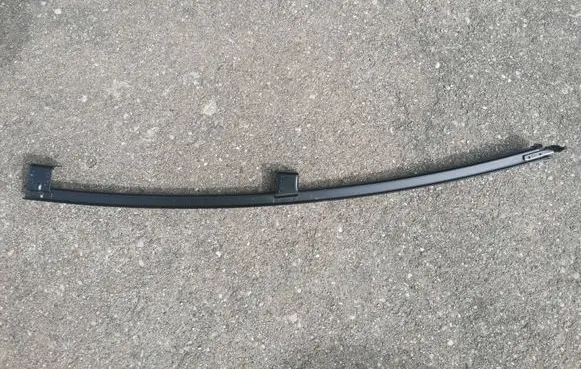 Subaru XV II Rear door windshield rail 