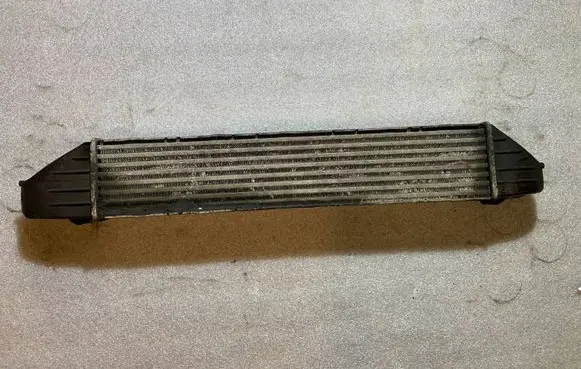 Mercedes-Benz C W203 Intercooler radiator A2035000600 2035000600